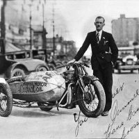 J. Graham Oates il primo uomo ad attraversare tutto il Canada in moto